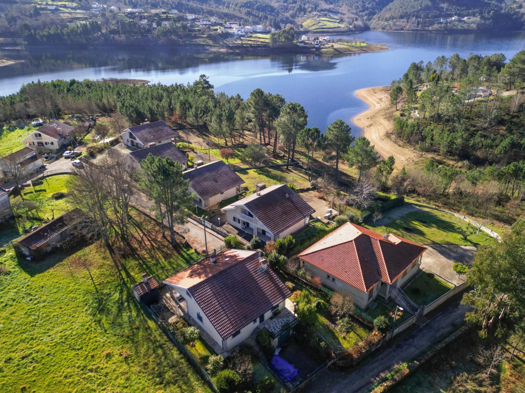 Casa Da Barragem - Ninho Das Aguias Venda Nova  Bagian luar foto
